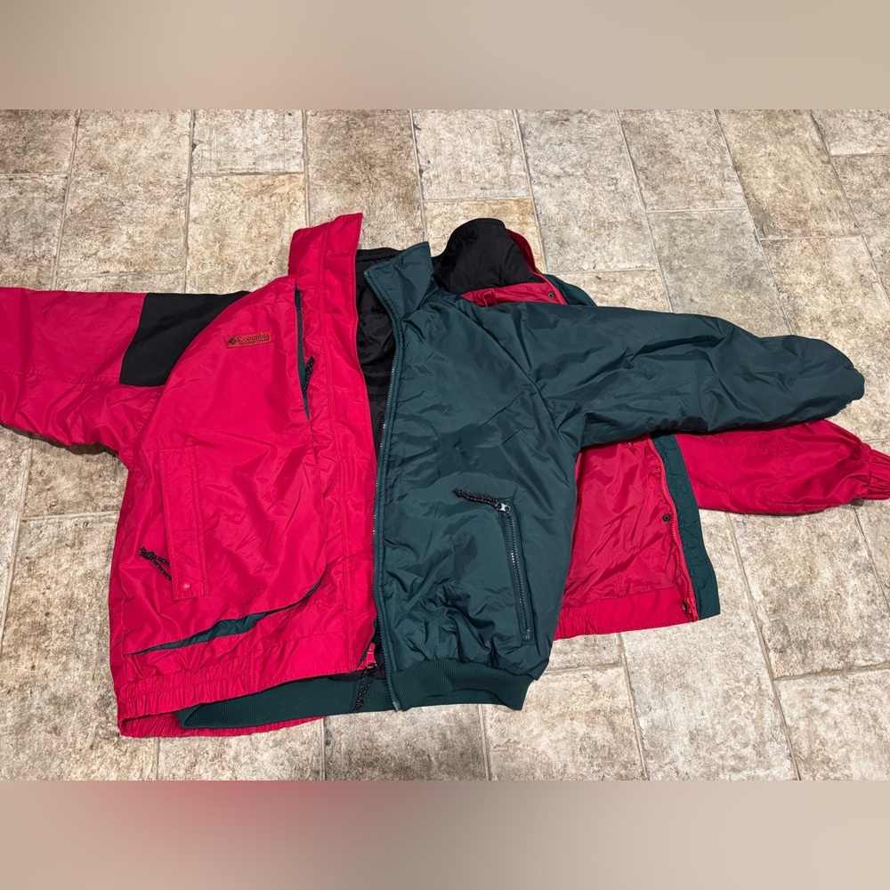 Columbia Women’s L Winter Jacket, Deep Pink Outershell with Deep Green Bomber